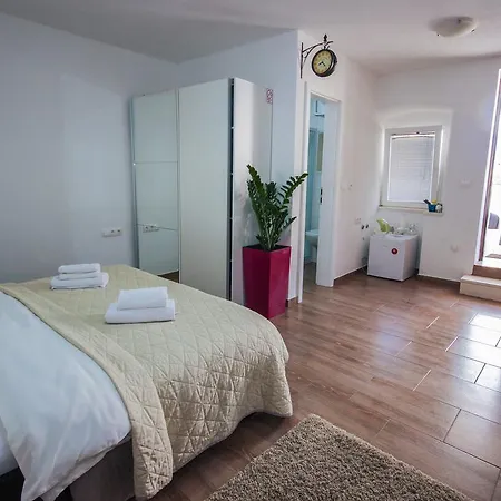 Vagabundo Imb Gæstehus 4*