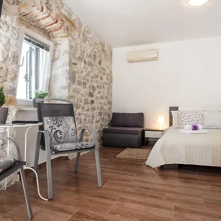 Vagabundo Imb Maison d'hôtes Split